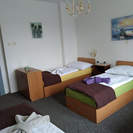 Orbis Hotel Praga Quarto foto